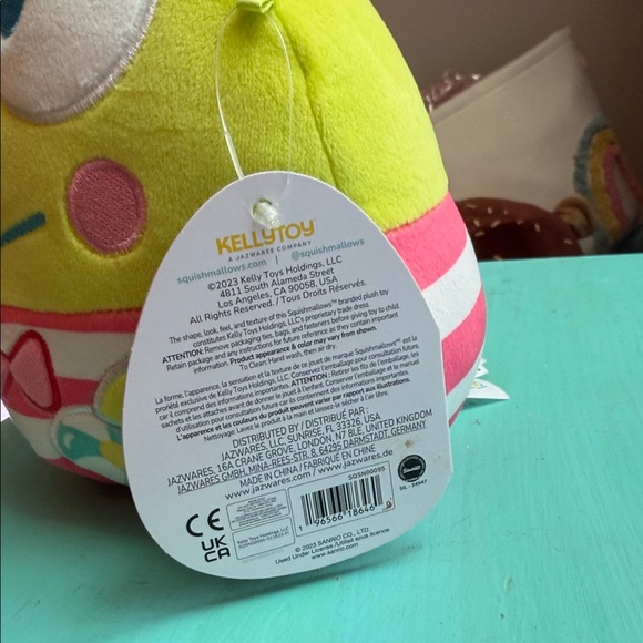 Sanrio Keroppi Plush in Green and Pink Squishmallows - Picture 5 of 7